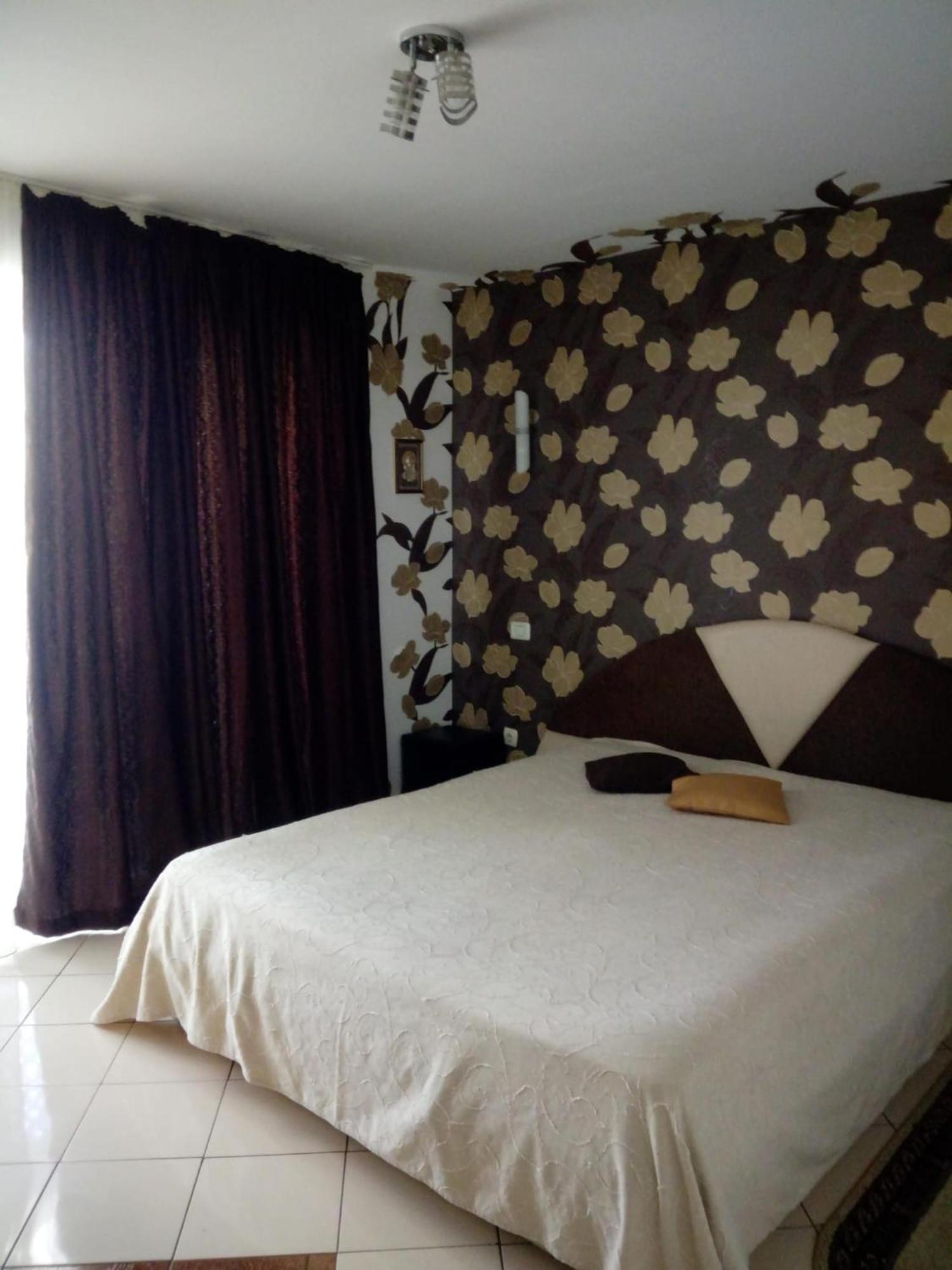 St.Vlas Apartments Mamaia Exterior photo